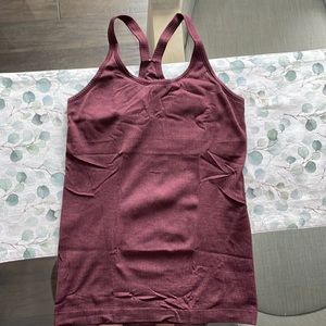 Lululemon fitted tank size 10